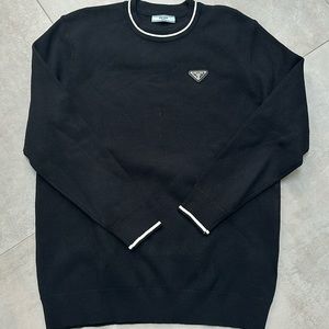 Men’s oversized crewneck sweater